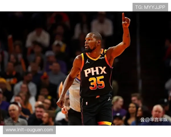 太阳三分箭雨射穿湖人，杜兰特布克合砍60分